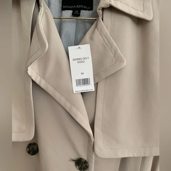 Banana Republic Trench Coat: Khaki Beige, 2 Side Pockets, 2 Side Slits M - Picture 2 of 16